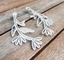 Load image into Gallery viewer, Florecita Earrings
